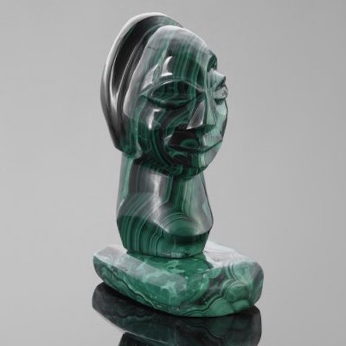 Статуэтка "Бюст мужчины на подставке", малахит, Африка, 1990-2010 гг. 