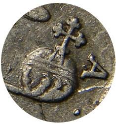 Деталь монеты полтина 1734 года  с кулоном, крест узорчатый